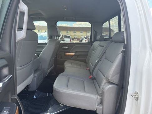 Used 2018 Chevrolet Silverado 1500 LTZ AWD/4WD image 39