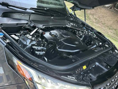 Used 2018 Land Rover Discovery SE image 71