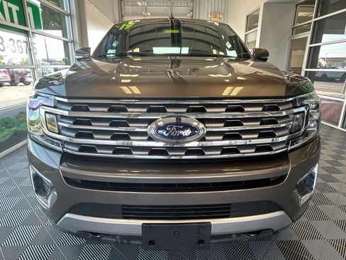 Used 2019 Ford Expedition Limited w/ Equipment Group 302A AWD/4WD image 2
