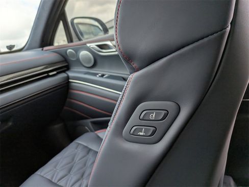 New 2026 Genesis GV80 3.5T e-SC image 22