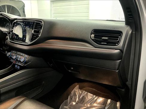 Used 2025 Dodge Durango R/T AWD/4WD image 20