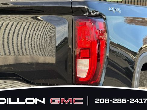 New 2026 GMC Sierra 1500 SLE w/ Preferred Package AWD/4WD image 22