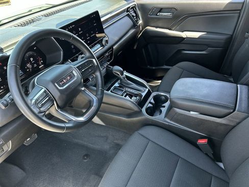 Used 2025 GMC Canyon Elevation RWD image 10