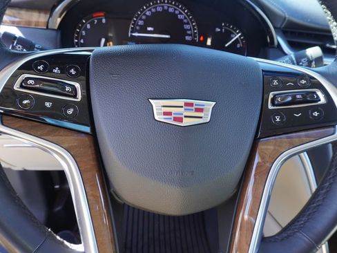 Used 2019 Cadillac XTS Luxury w/ Driver Awareness Package image 16