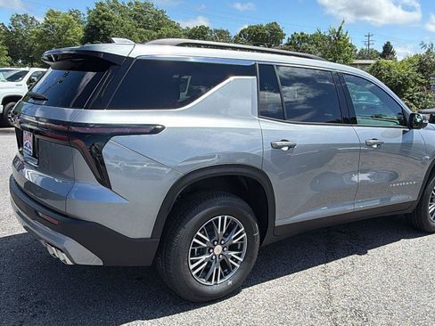 New 2026 Chevrolet Traverse LT FWD image 5