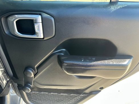 Used 2020 Jeep Wrangler Unlimited Sport AWD/4WD image 28