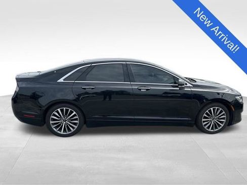 Used 2019 Lincoln MKZ Premiere image 8