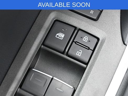 Used 2025 Toyota RAV4 SE w/ Convenience Package AWD/4WD image 13