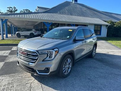 Used 2024 GMC Terrain SLT