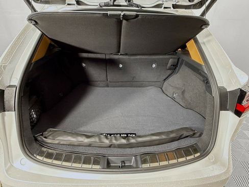 Used 2025 Lexus NX 250 FWD w/ Towing Package (2000 Lbs) image 27