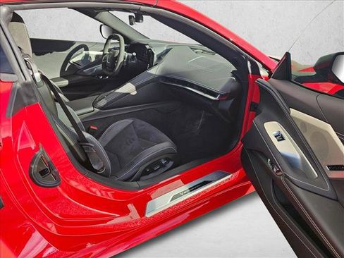 Used 2024 Chevrolet Corvette Stingray Preferred Cpe w/ Z51 Performance Package image 10