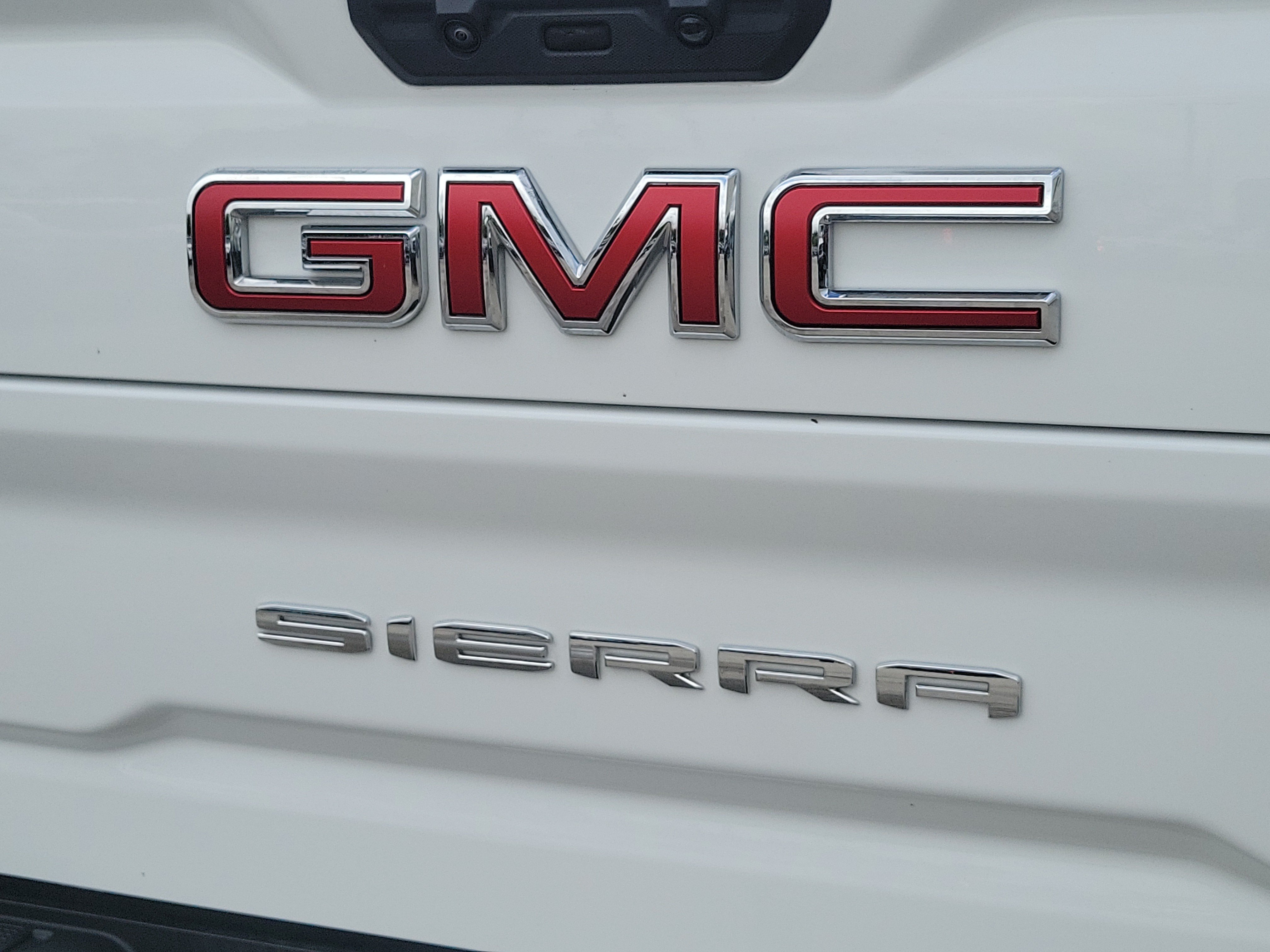 Used 2024 GMC Sierra 2500 SLE w/ SLE Value Package; AWD/4WD image 10
