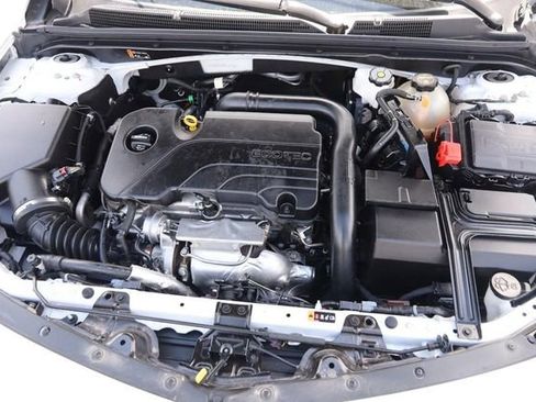 Used 2024 Chevrolet Malibu LT FWD image 26