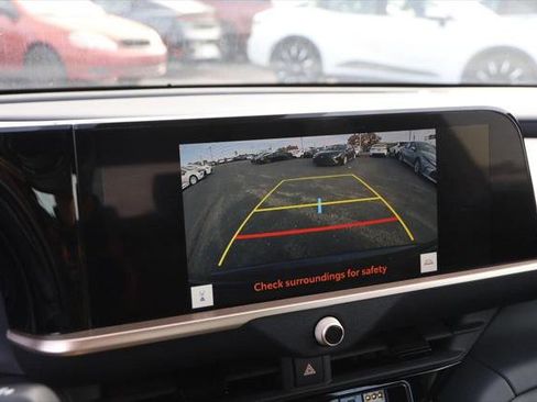 Certified 2023 Toyota Crown image 16