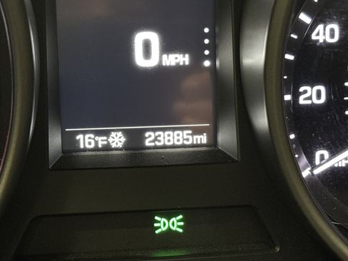 Used 2018 Hyundai Santa Fe SE image 12