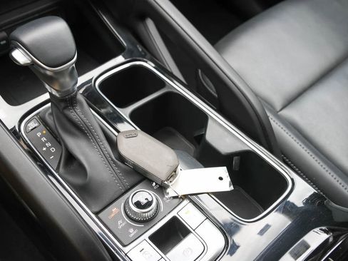Used 2025 Kia Telluride S image 24