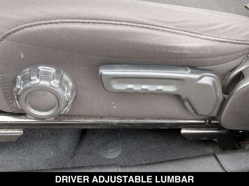 Used 2022 Jeep Wrangler Unlimited Sport image 17