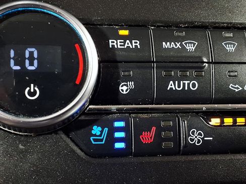 Used 2020 Ford Expedition Limited w/ Equipment Group 302A RWD image 15