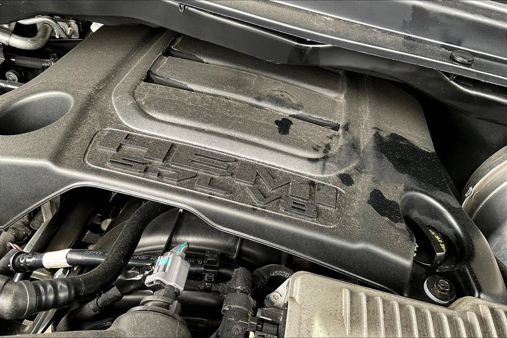 Used 2022 RAM 1500 Big Horn AWD/4WD image 30