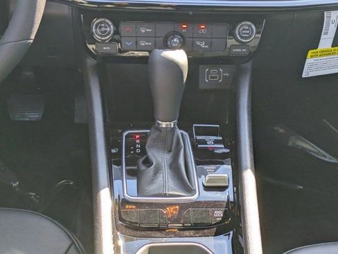 New 2026 Jeep Compass Latitude AWD/4WD image 17
