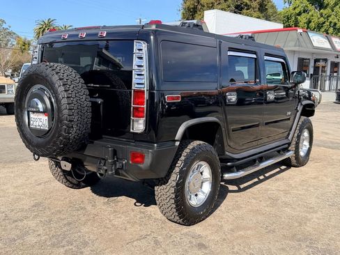 Used 2005 HUMMER H2 w/ Preferred Equipment Group image 6