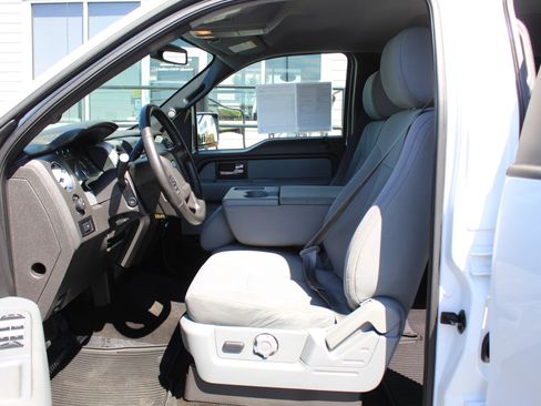 Used 2014 Ford F150 XLT w/ Equipment Group 302A Luxury AWD/4WD image 22