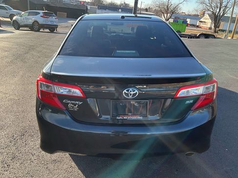 Used 2012 Toyota Camry SE image 4