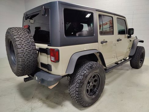 Used 2018 Jeep Wrangler Unlimited Sport S image 6
