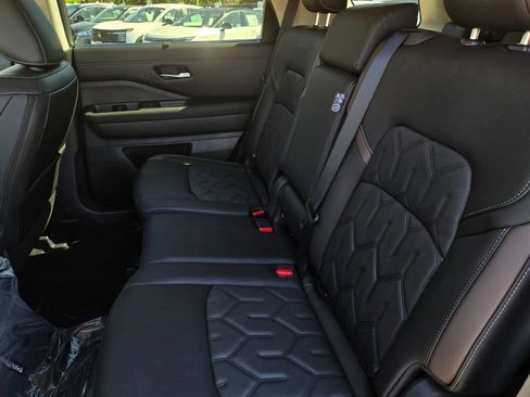 New 2026 Nissan Pathfinder Platinum w/ Cargo Package image 4