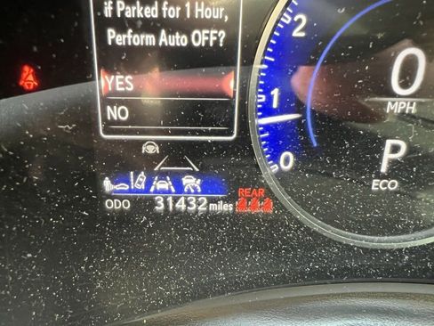 Used 2024 Lexus NX 250 FWD w/ Towing Package (2000 Lbs) image 5