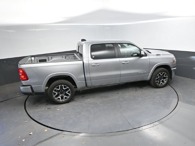 Used 2026 RAM 1500 Laramie AWD/4WD image 36