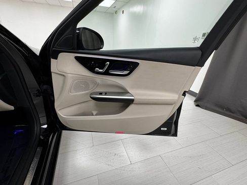 Used 2022 Mercedes-Benz C 300 4MATIC Sedan image 13