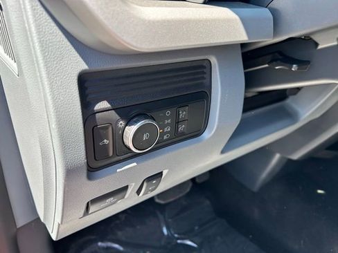 New 2025 Ford F550 4x4 Crew Cab w/ XLT Value Package image 13