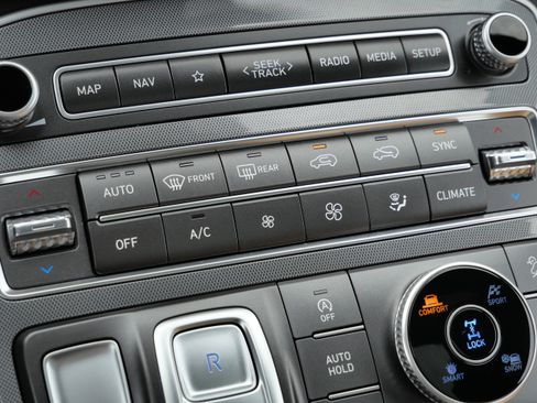 Certified 2023 Hyundai Santa Fe Calligraphy image 24