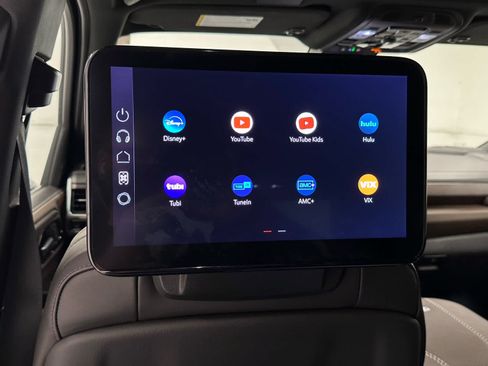Used 2026 GMC Yukon Denali Ultimate AWD/4WD image 42