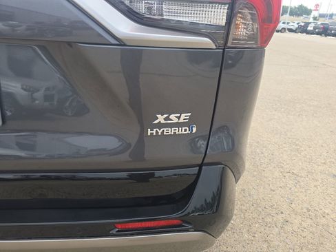 Used 2024 Toyota RAV4 XSE w/ Advanced Technology Package AWD/4WD image 7