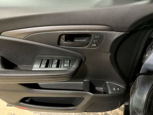 Used 2023 Honda Passport TrailSport image 23