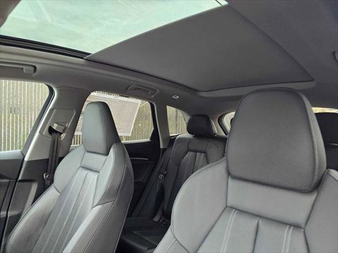 New 2025 Audi SQ5 Premium Plus image 23