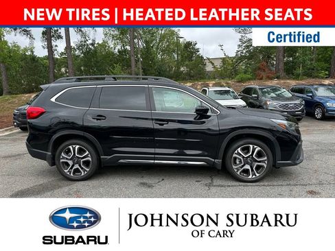 Used 2024 Subaru Ascent Limited w/ Technology Package AWD/4WD image 3