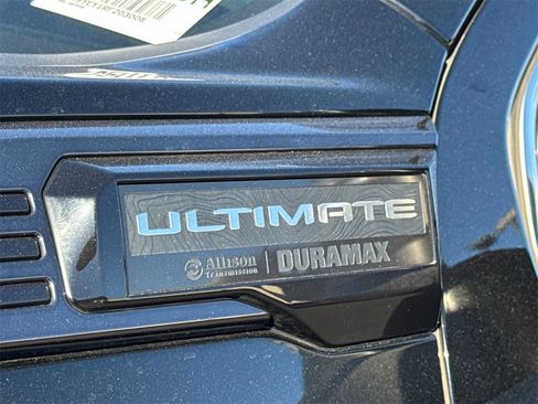 Used 2024 GMC Sierra 3500 Denali Ultimate image 4