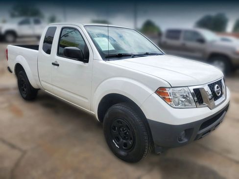 Used 2019 Nissan Frontier S RWD image 18