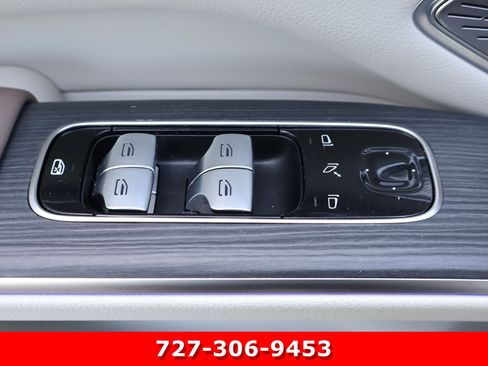 Certified 2023 Mercedes-Benz EQS 580 4MATIC SUV image 17