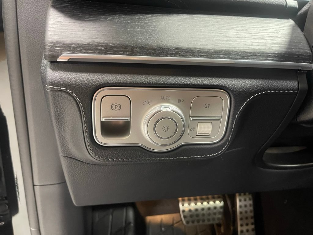 Used 2026 Mercedes-Benz GLS 450 4MATIC image 19