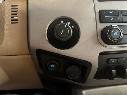 Used 2015 Ford F350 XLT w/ XLT Value Package AWD/4WD image 18