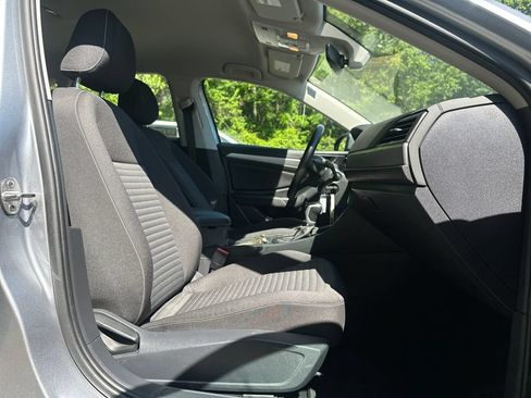 Certified 2024 Volkswagen Jetta S FWD image 20