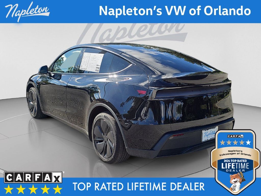 Used 2026 Tesla Model Y 2WD image 3