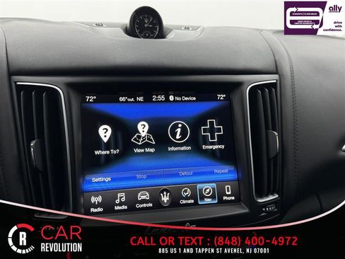 Used 2017 Maserati Levante w/ Sport Package AWD/4WD image 21