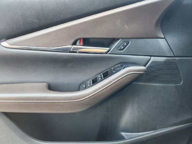 Used 2023 MAZDA CX-30 AWD 2.5 S w/ Premium Package image 18