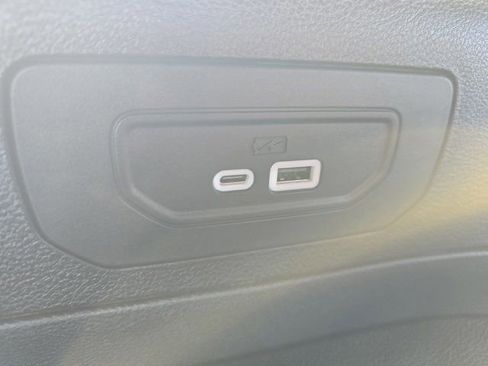 Used 2022 Jeep Grand Cherokee L Overland w/ Luxury Tech Group IV image 24