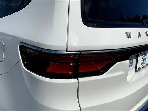 Used 2022 Jeep Wagoneer Series II image 26